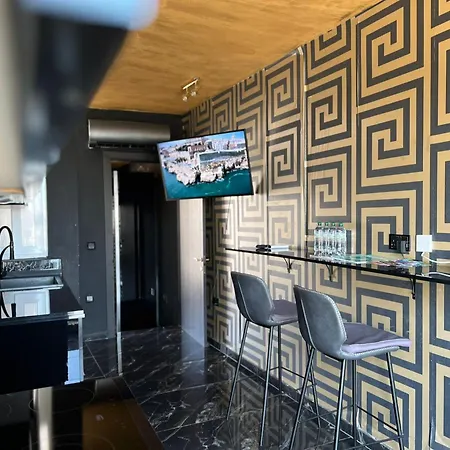 דירה Luxurious Penthouse In